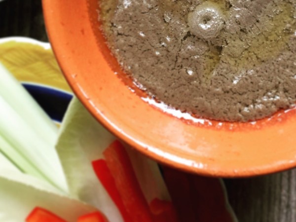 La Bagna cauda, con gli amici, dopo i grandi lavori&nbsp;dell’autunno