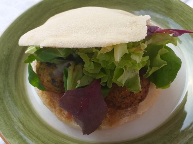 Pita con falafel